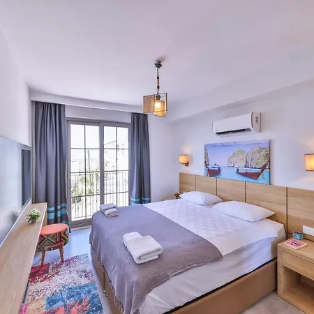 Goekyuezue Appartement Kaş