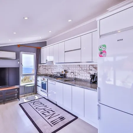 Goekyuezue Appartement Kaş