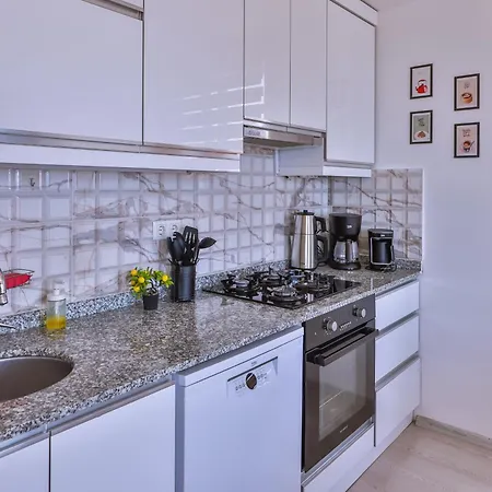 Goekyuezue Appartement *