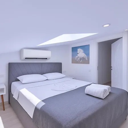 Goekyuezue Appartement Kaş